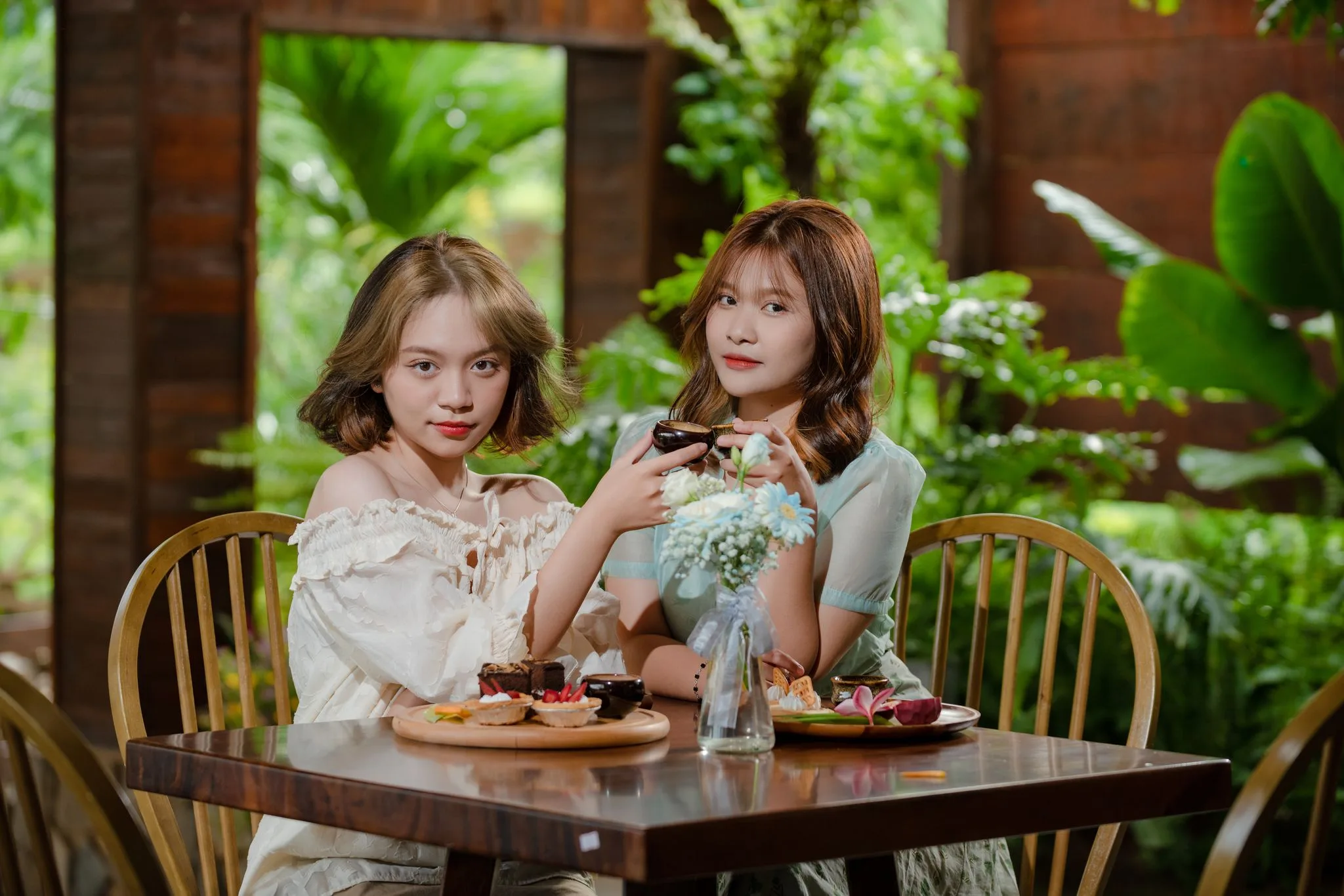 Trà chiều - Nét độc đáo đầy thi vị